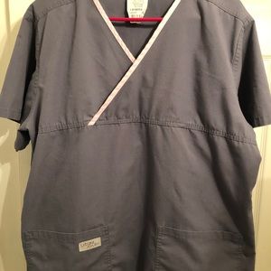 Scrub set